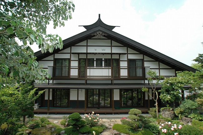 4世代8人が住まう 本棟づくり 長野県松本市工務店 木族の家