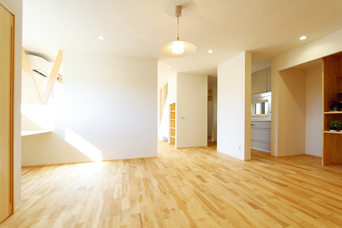 広がり感じる空間に生まれ変わった、スッキリリノベーションの家