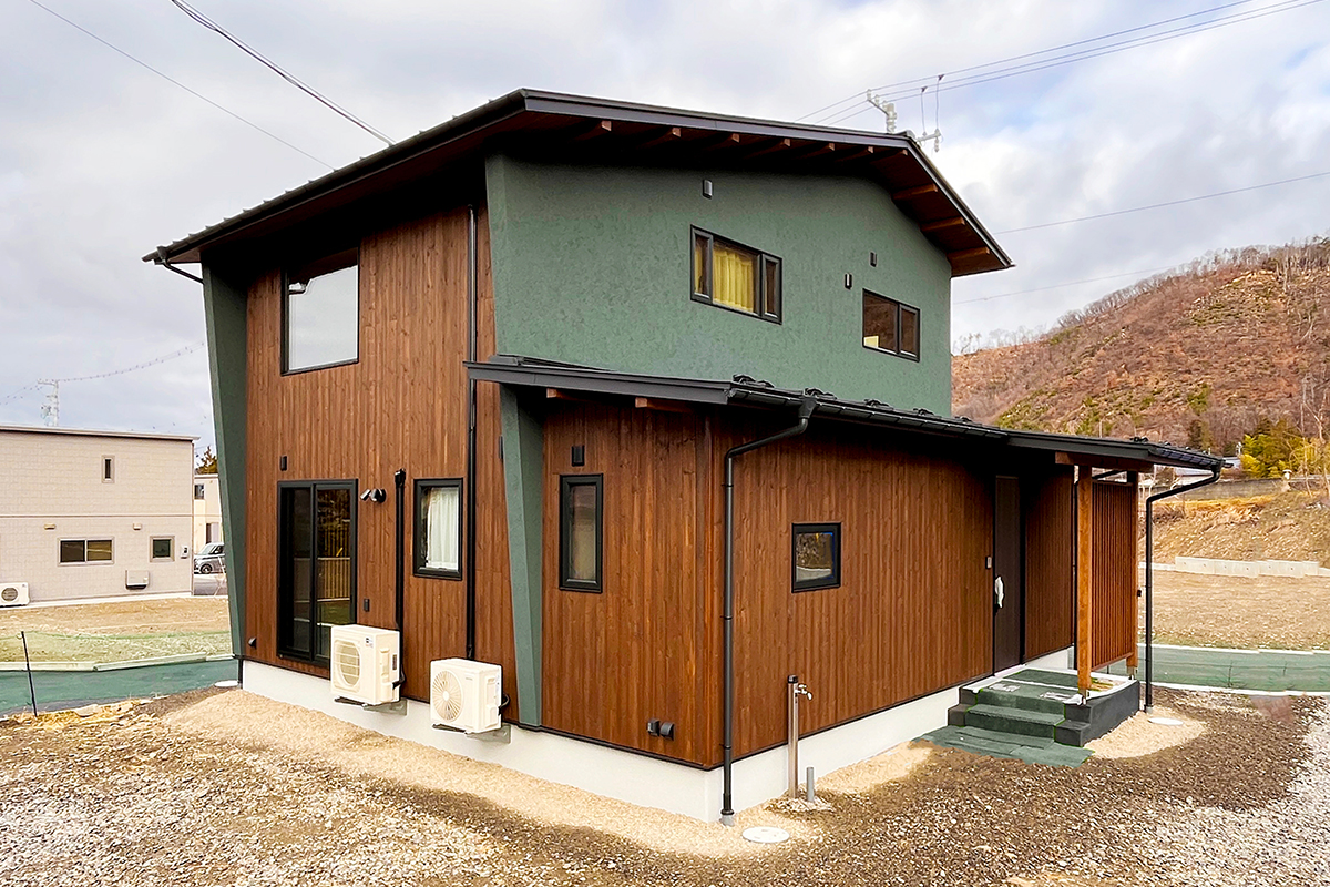 木のぬくもりと暮らしやすさがやさしくつながる心地よい家